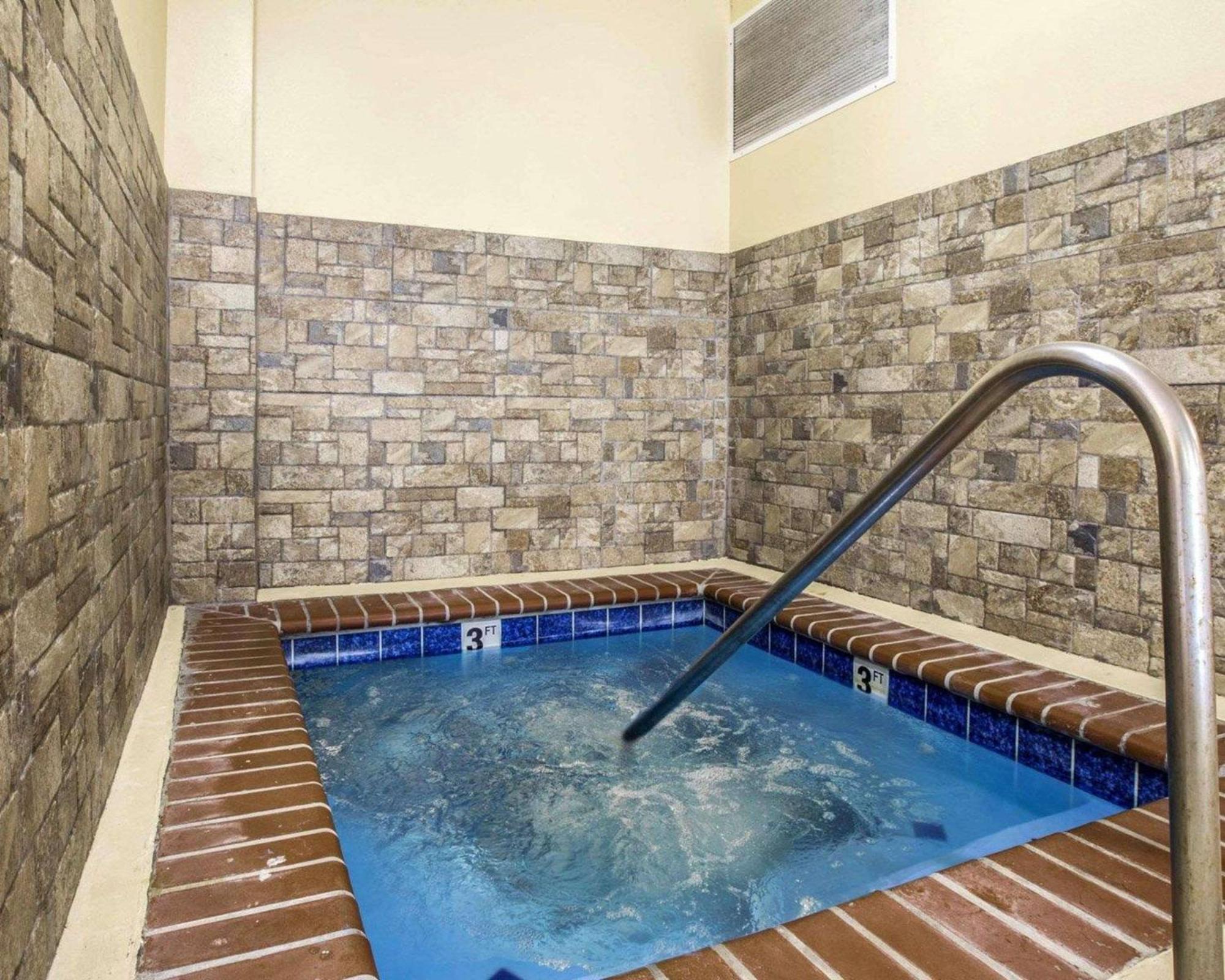 Comfort Inn & Suites Rogersville Exteriér fotografie